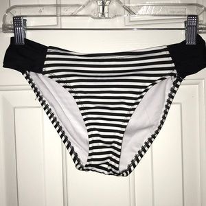 Mossimo bikini striped black white bottoms size M